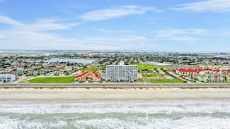 7310 Seawall Blvd Unit 210, Galveston, TX 77551