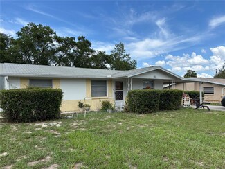 13 Della St, Beverly Hills, FL 34465
