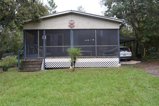 1259 Caruthers Woods Rd, Geneva, FL 32732