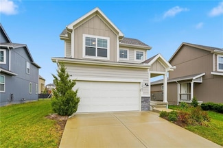 12701 S Burrows St, Lake Lotawana, MO 64086