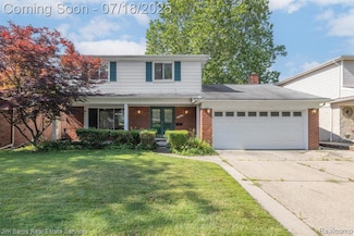 20418 Edmunton St, Saint Clair Shores, MI 48080