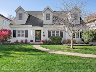 170 S Fairview Ave, Elmhurst, IL 60126