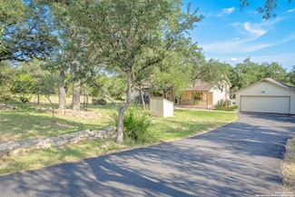 6207 Yorkshire Dr, Spring Branch, TX 78070