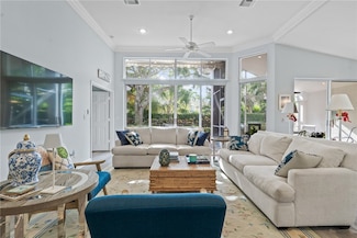 294 S Peppertree Dr, Vero Beach, FL 32963