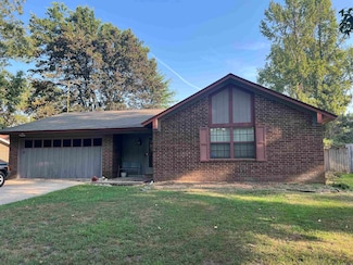 16 Independence Ave, White Hall, AR 71602