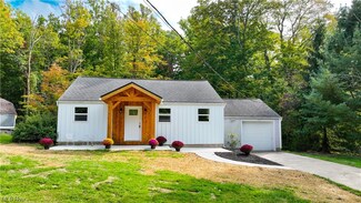 9859 Chardon Rd, Chardon, OH 44024