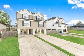 73 Carriage Ln, Destrehan, LA 70047
