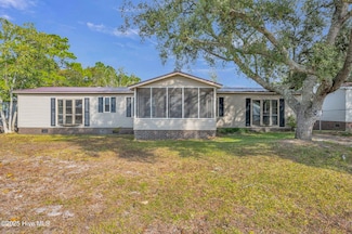 4762 Southgate Blvd SE, Southport, NC 28461