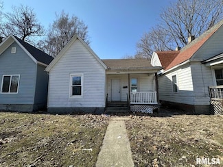 905 S 14th St, Springfield, IL 62703