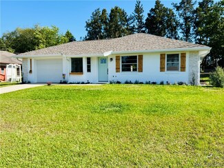 21422 SW Plantation St, Dunnellon, FL 34431