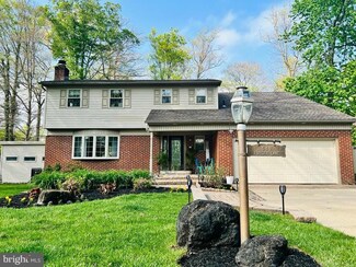 519 Fireside Ln, Cherry Hill, NJ 08003
