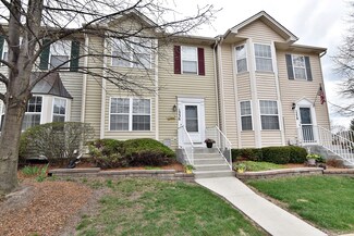 1336 Windsor Ct, Geneva, IL 60134