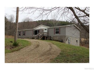 8281 Green Rd, Bolivar, NY 14715