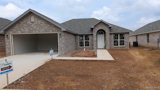2045 Dawsons Mill Ln, Prattville, AL 36067