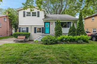 22147 Melrose Ct, Eastpointe, MI 48021