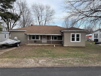 617 S Taylor Ave, Belle, MO 65013