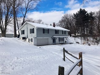 110 Berkshire Rd, Elyria, OH 44035