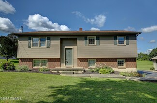 254 S Center St, Beavertown, PA 17813
