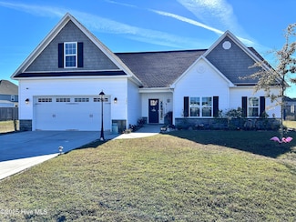 326 Naval Store Dr, Jacksonville, NC 28546