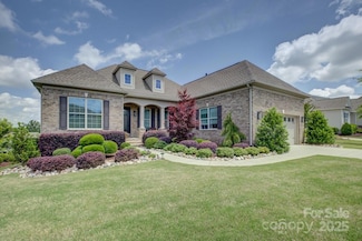 14503 Crest Ct, Charlotte, NC 28278