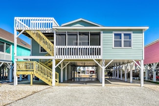 405 5th St, Sunset Beach, NC 28468