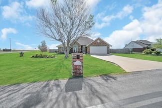 2 NW Havenshire Cir, Lawton, OK 73505