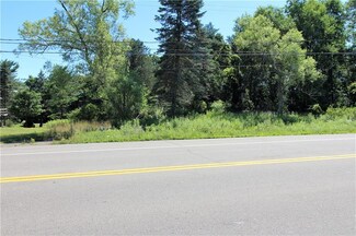 4582 W Lake Rd, Mayville, NY 14757