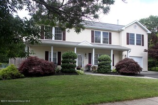 53 Pinyon St, Howell, NJ 07731