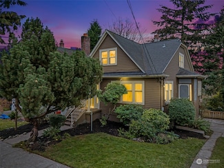 7029 16th Ave NE, Seattle, WA 98115