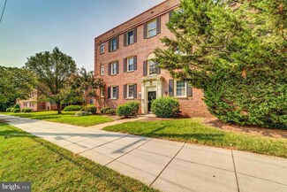2007 37th St SE Unit 301, Washington, DC 20020