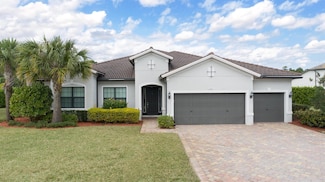 724 SW Sea Green St, Palm City, FL 34990