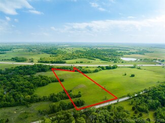 3 S 417th Ave E, Porter, OK 74454