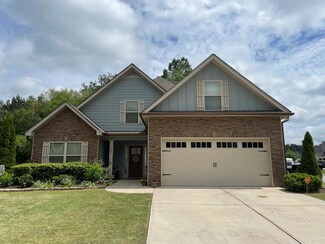 207 Brookstone Dr, Carrollton, GA 30116