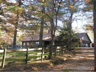 15 Log Cabin Trail, Horse Shoe, NC 28742