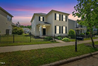 704 Moonbeam Dr, Raleigh, NC 27603