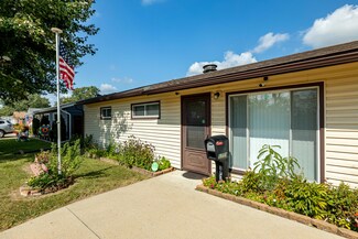 1759 Grove Rd, Ypsilanti, MI 48198