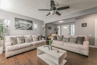 4535 Alamosa St, Fort Worth, TX 76119