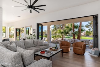 8327 E Sunnyside Dr, Scottsdale, AZ 85260