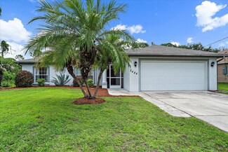 2484 Cover Ln, North Port, FL 34286