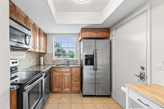 410 Wilma Cir Unit 203, Riviera Beach, FL 33404