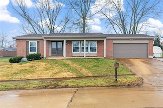 11938 Brookington Dr, Bridgeton, MO 63044
