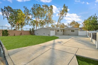 828 Goodson Dr, La Puente, CA 91744