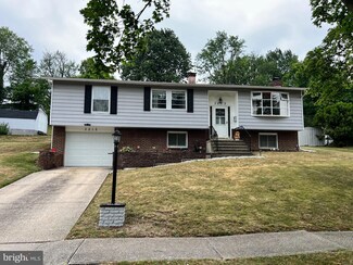 3212 Trinity Rd, Harrisburg, PA 17109
