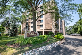 1110 Grove St Unit 4A, Downers Grove, IL 60515