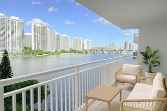 301 174th St Unit 820, Sunny Isles Beach, FL 33160