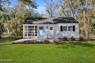 1725 Battery Park Dr, Port Royal, SC 29935