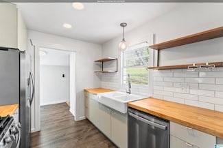 2120 3rd Ave N, Irondale, AL 35210