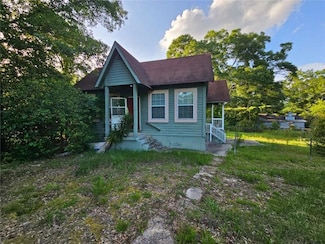 537 N Border Dr, Bogalusa, LA 70427