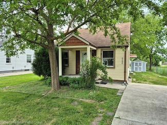 29280 Coolidge St, Roseville, MI 48066