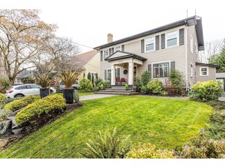 3002 NE 13th Ave, Portland, OR 97212